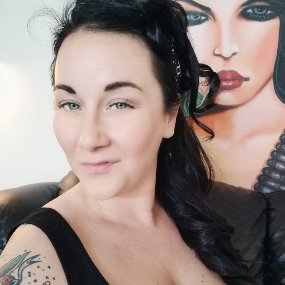 Meet your Posher, Renee